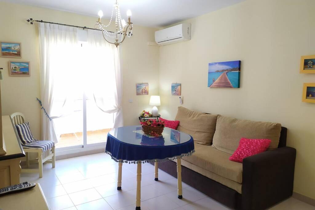 Acogedor Apartamento A 100 M. De Pinares Y Playa Leilighet Rota Eksteriør bilde