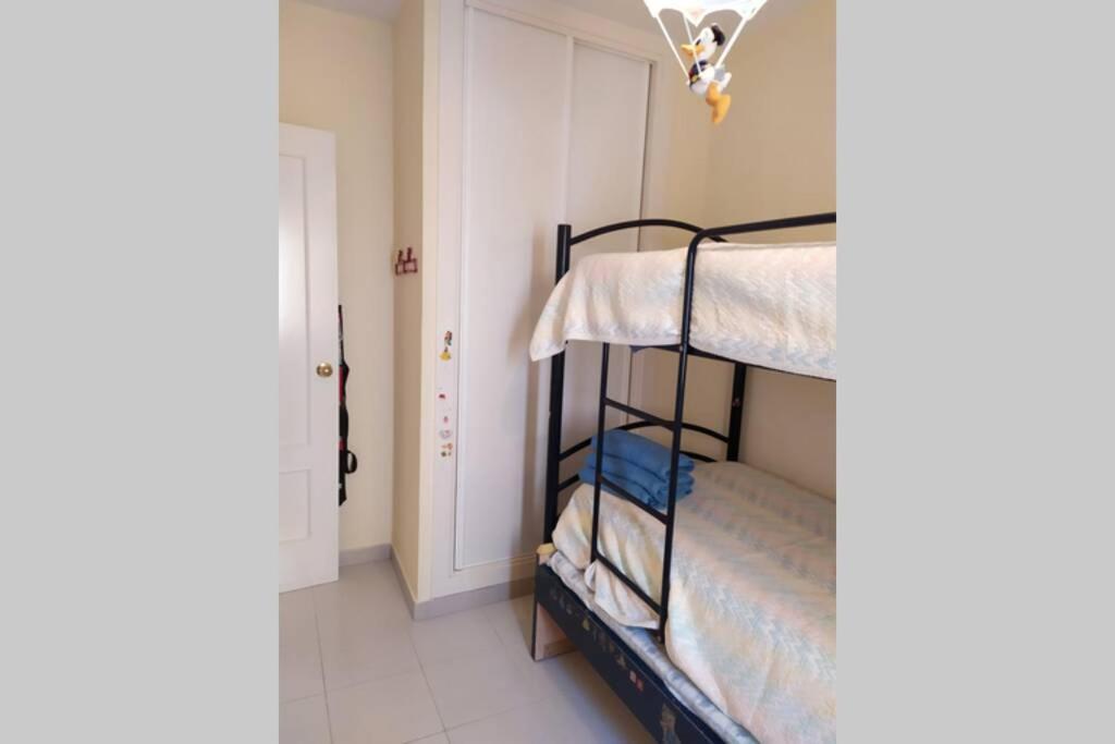Acogedor Apartamento A 100 M. De Pinares Y Playa Leilighet Rota Eksteriør bilde